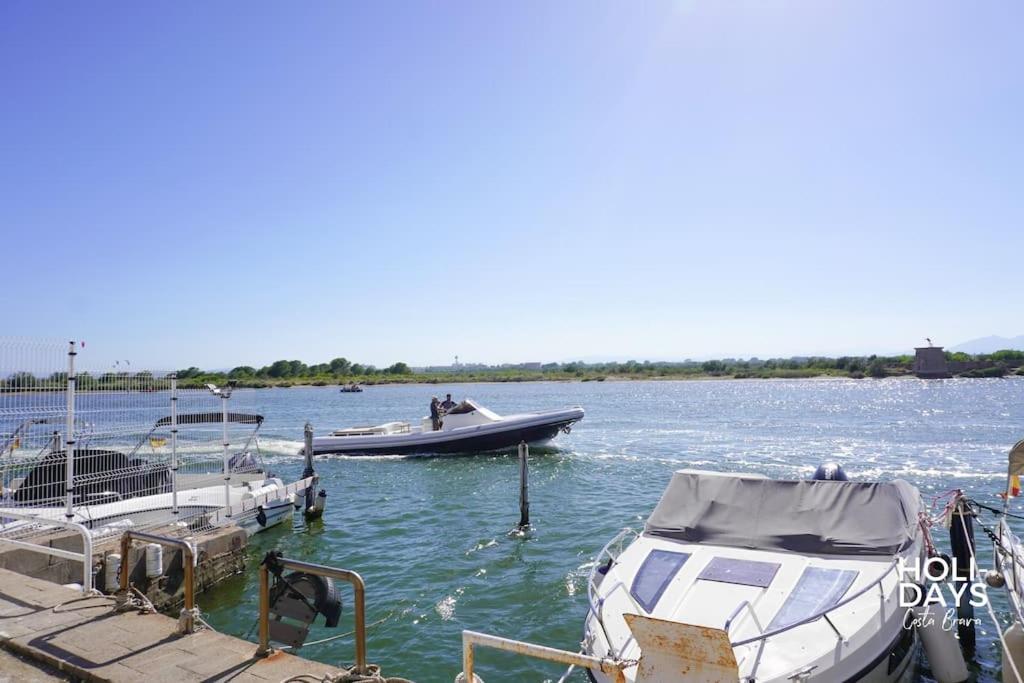 Apartamento Marina Dreams Roses Bagian luar foto
