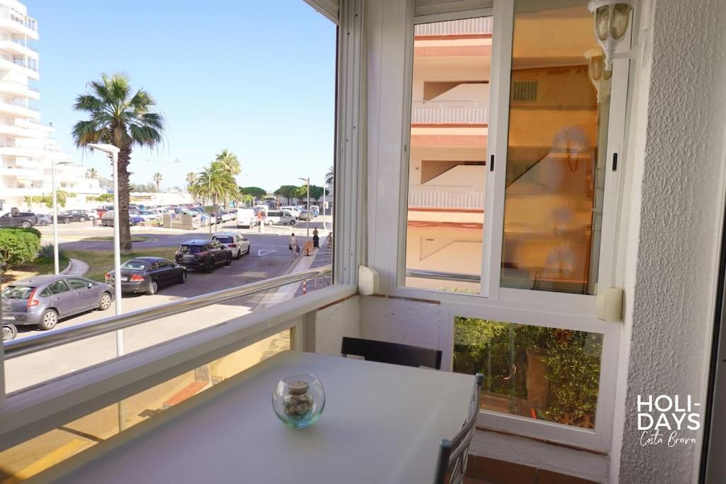 Apartamento Marina Dreams Roses Bagian luar foto